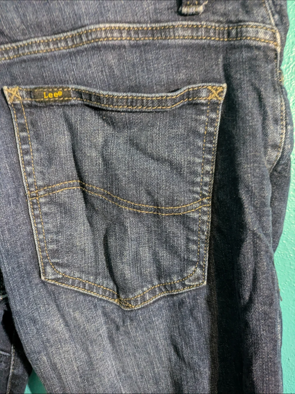 Classic Men's Dark Blue Denim Jeans
